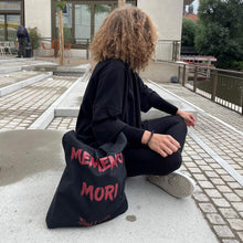 Lade das Bild in den Galerie-Viewer, MEMENTO MORI BAG / TASCHE small
